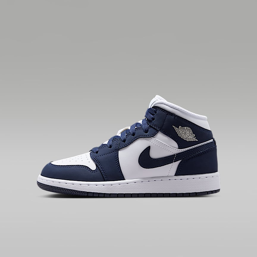 Air Jordan 1 Low G Spiked Golf Shoes. Nike IL